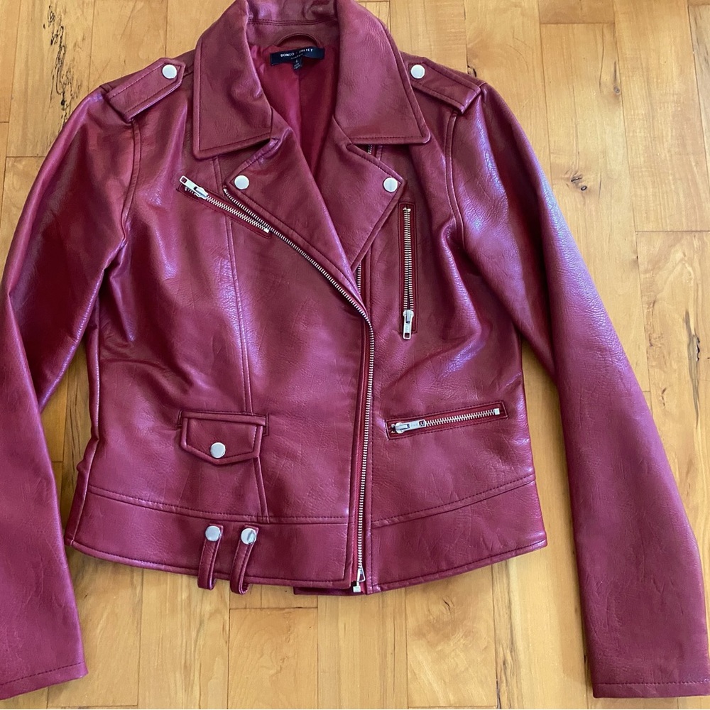 PRICE DROP! Romeo and Juliet Couture vegan leather biker jacket